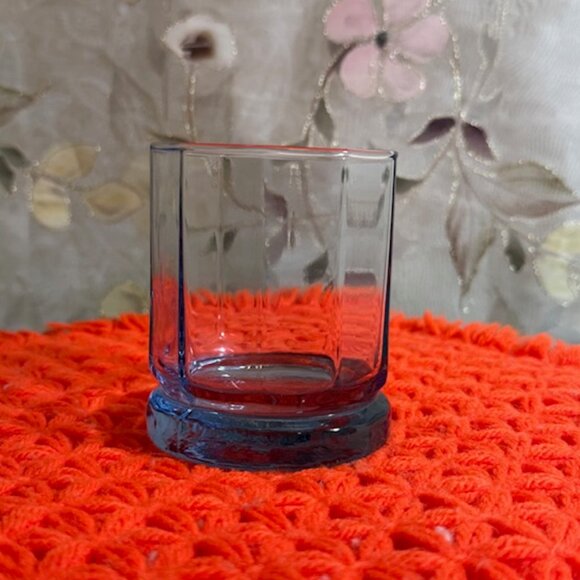 Vintage Anchor Hocking Light Blue Essex Pattern Short Tumblers Set of 3. - Picture 11 of 16